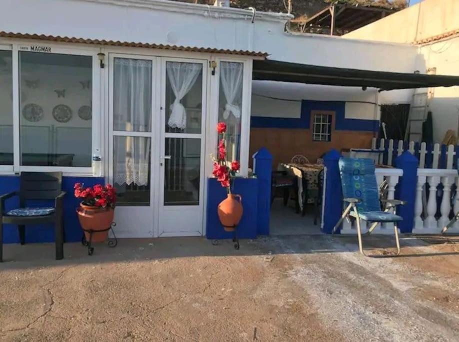 Hébergement de vacances The Hut With Lazy Adra